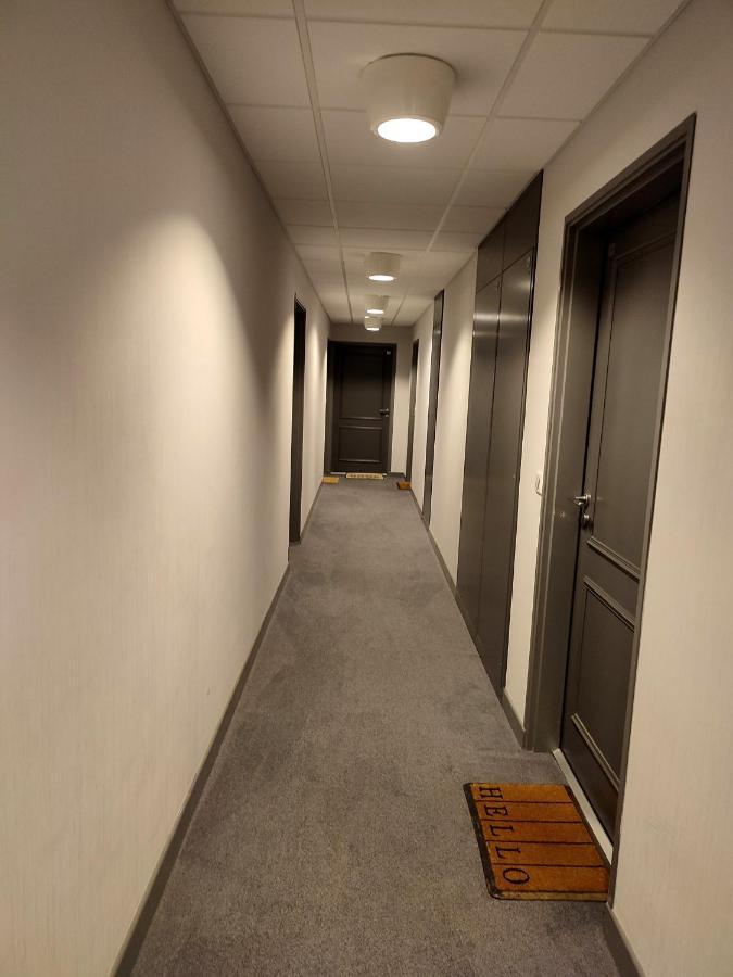 T2 En Centre Ville Avec Place De Parking Privative Le Mans Exterior photo