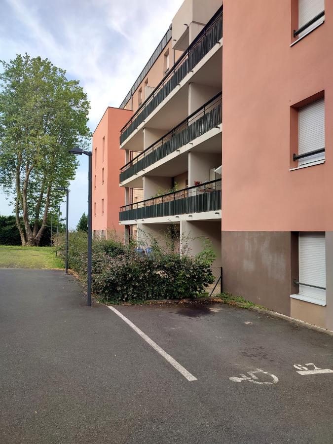 T2 En Centre Ville Avec Place De Parking Privative Le Mans Exterior photo